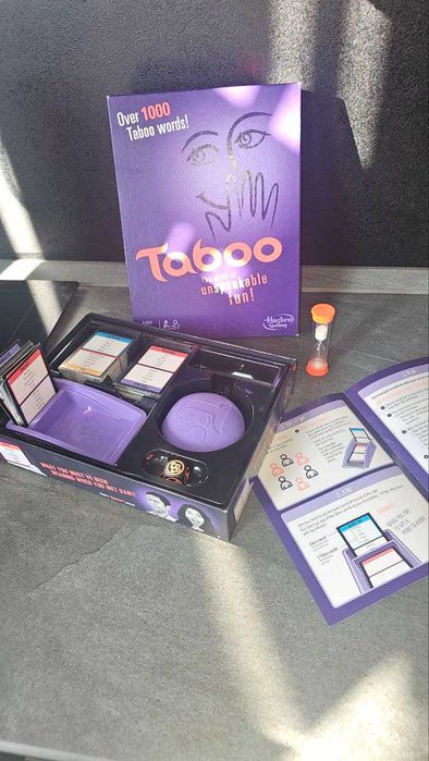 Игра Табу  на англиски за  компанията, семейството и партито