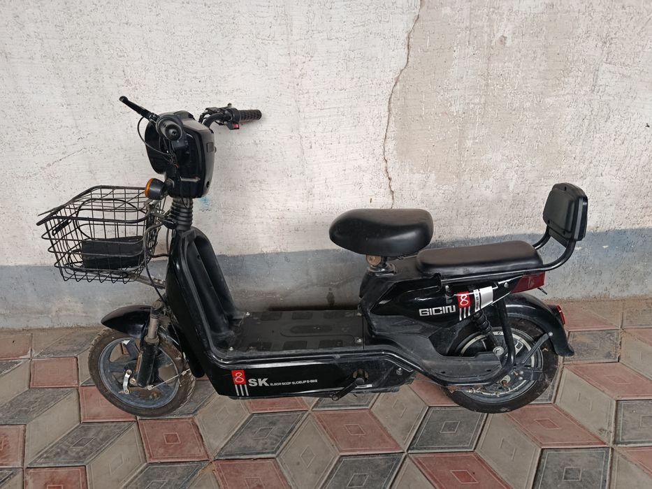 Срочно продам Электро скутер