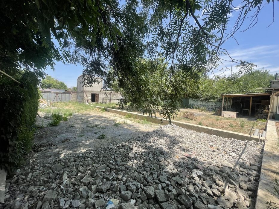 Продаётся участок 6 соток в Зангиоте