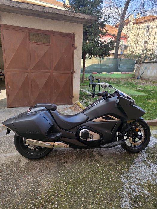 Honda NM4 Vultus DCT 2015  13 500 км 9 100 EUR