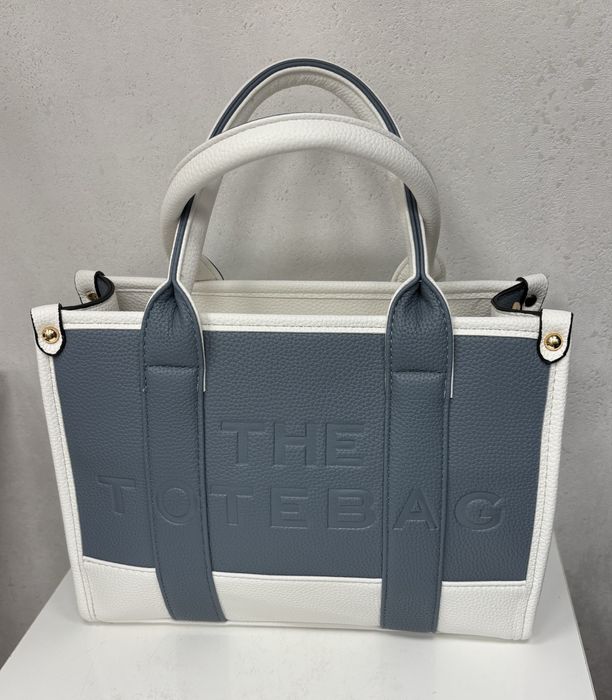 Модерна чанта  The Tote bag