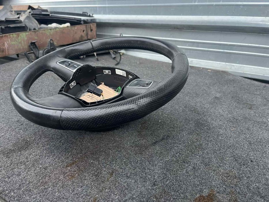 TOP! Волан Audi A5 А4 А6 волан и мулти бутони 8K 4F ном 50 Ауди