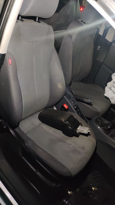 Сеат Леон 1.6 102 на части