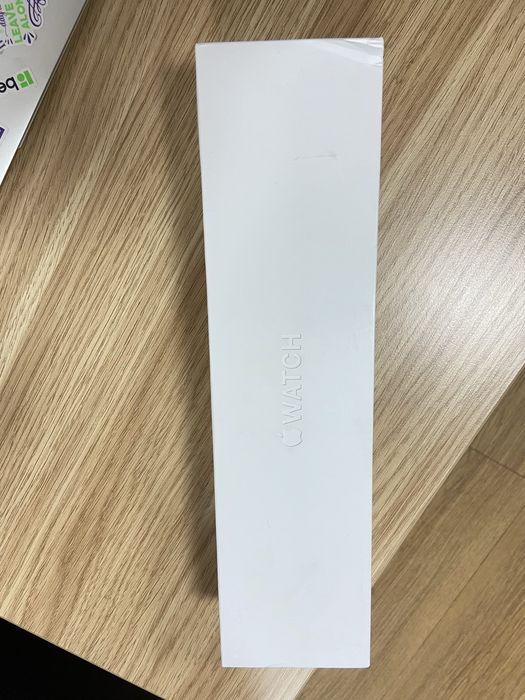 Apple Watch Series 5 44mm GPS, Space Gray Aluminum.