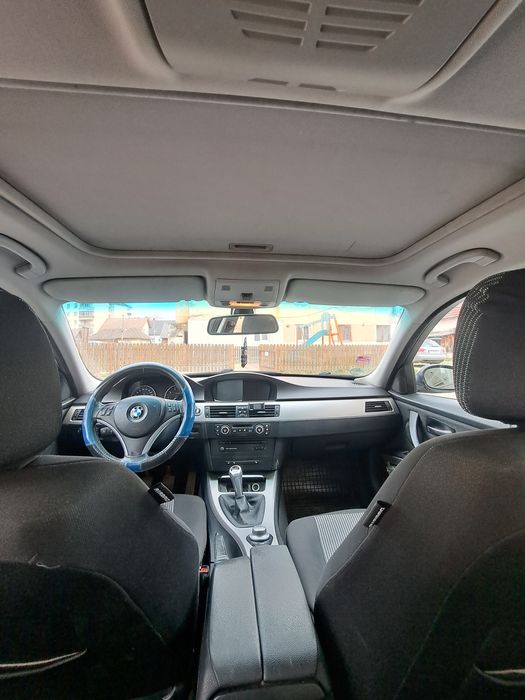 Vând BMW, seria 3