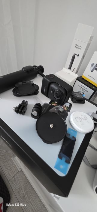 Insta360 Go Ultra Camera Video Sport Ultra-compacta 4K