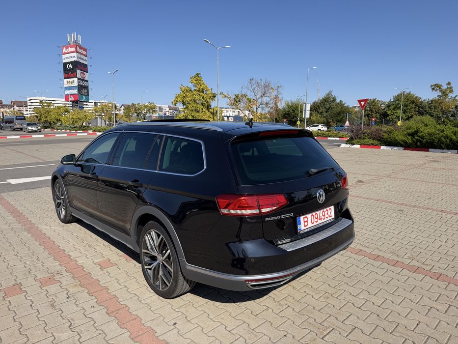 VOLKSWAGEN Passat Alltrack 2018 — imagine 3