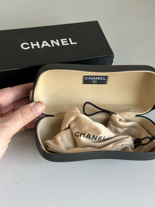 Боксы для очков Chanel Burberry Cartier