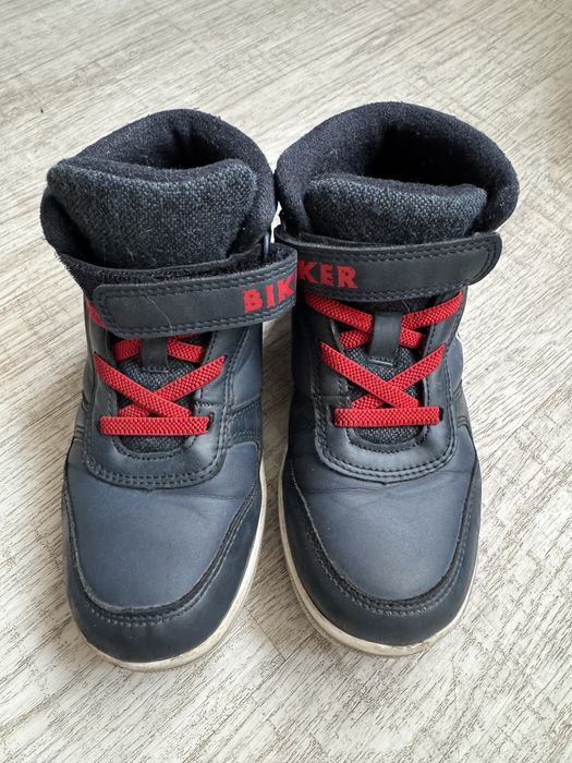 Детская обувь : 4 пары