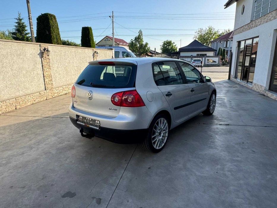 VOLKSWAGEN Golf 2005 — imagine 4