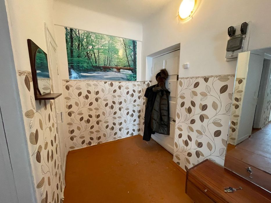 Продам двухкомнатную квартиру