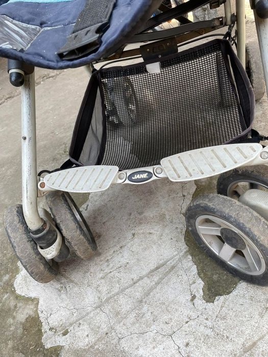 Carucior sport si scoica