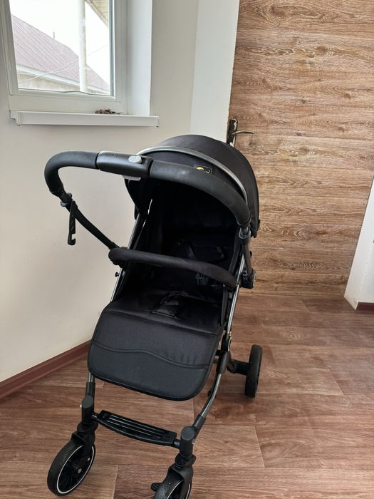Коляска перекидная черная