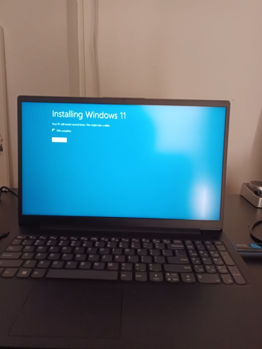 Instalez Windows 11