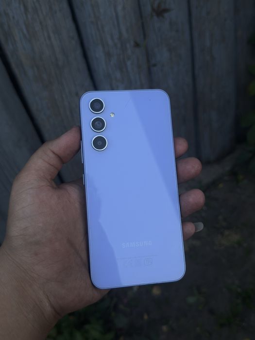 Продам Samsung а 54