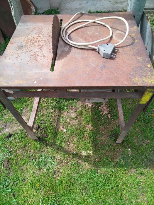 Трифазен стационарен циркуляр