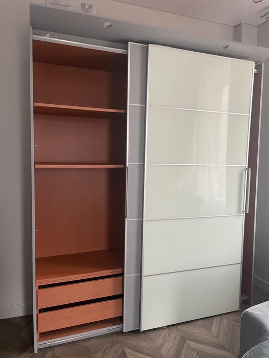 Продам шкаф купе