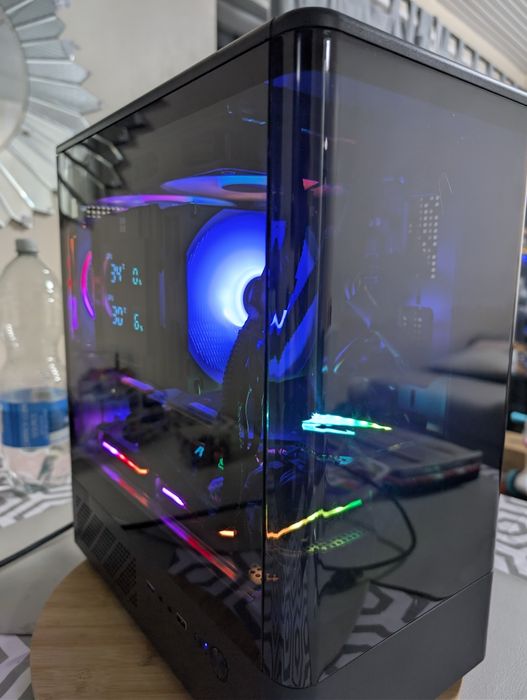 Мощен гейминг компютър - рядка  RTX 2080 Ti водно / Ryzen 5 3600x по добър от PS5 Pro