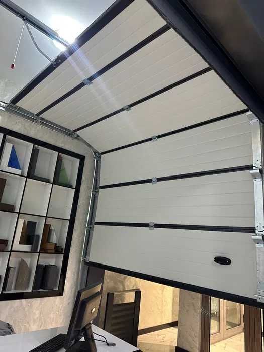 Binolar uchun Jalyuzi darvoza