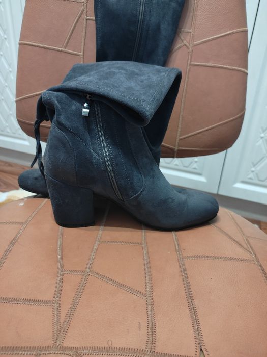 Продам замшевые ботфорты