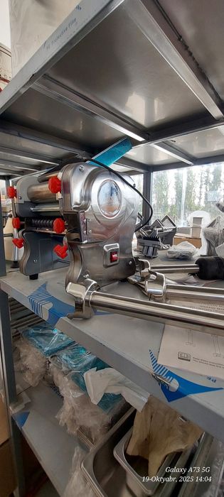 Lag'mon aparat Professional Uskuna raskatka piramo Arginali