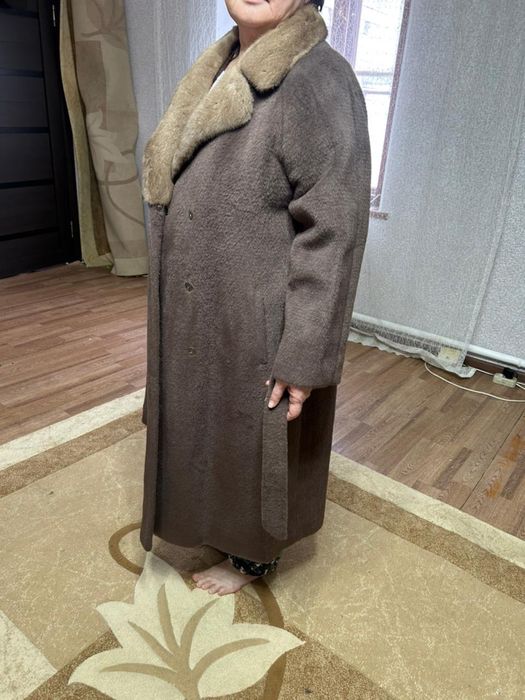 Продам пальто зимнее