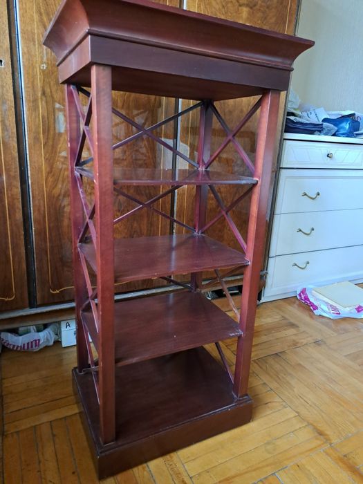 Полка в комнату для книг и др