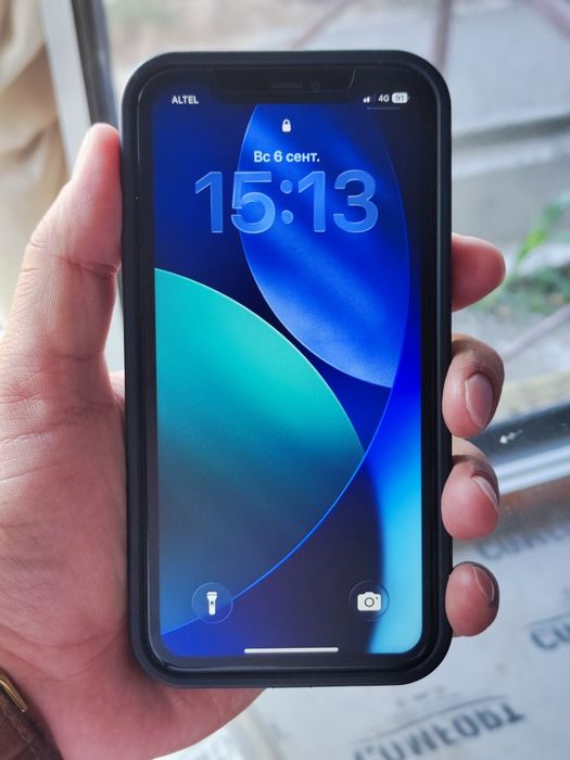 iPhone 11 100/128