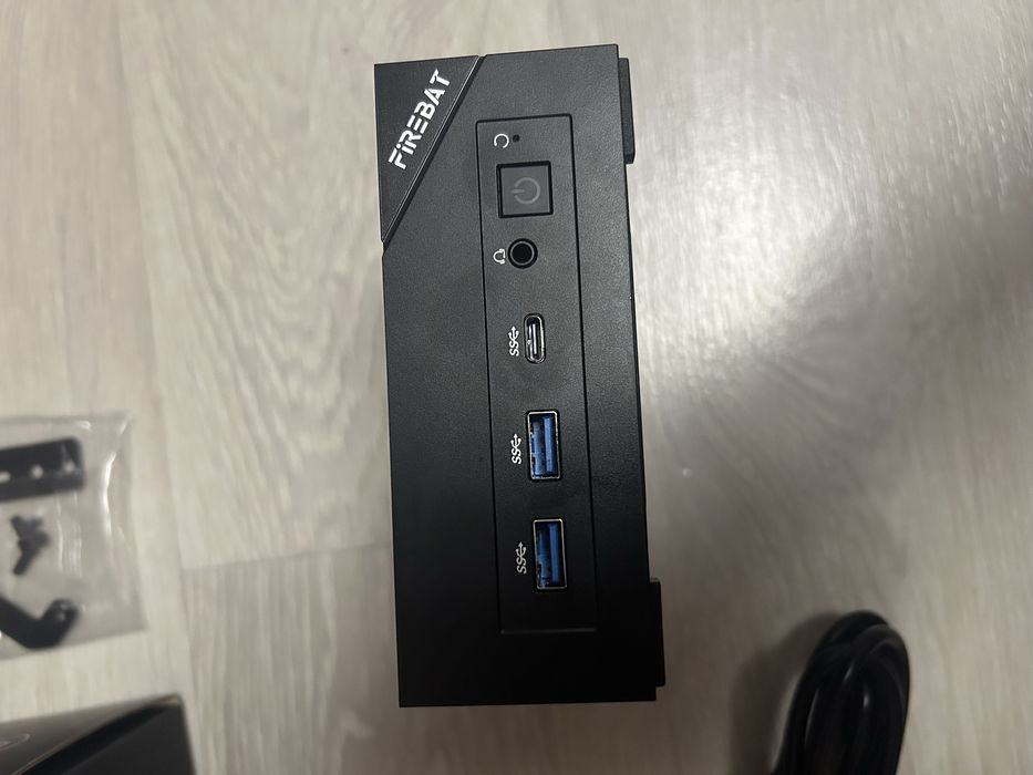 Неттоп(мини пк) FIREBAT AM02 IG6616N8 черный