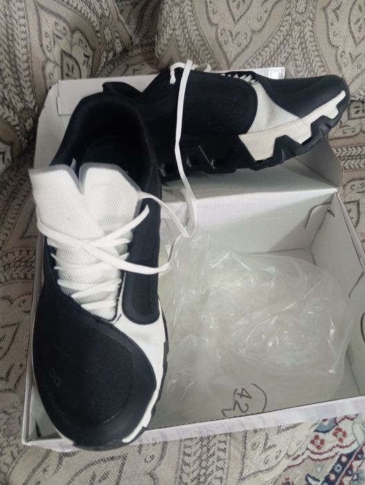 кроссовки On cloud