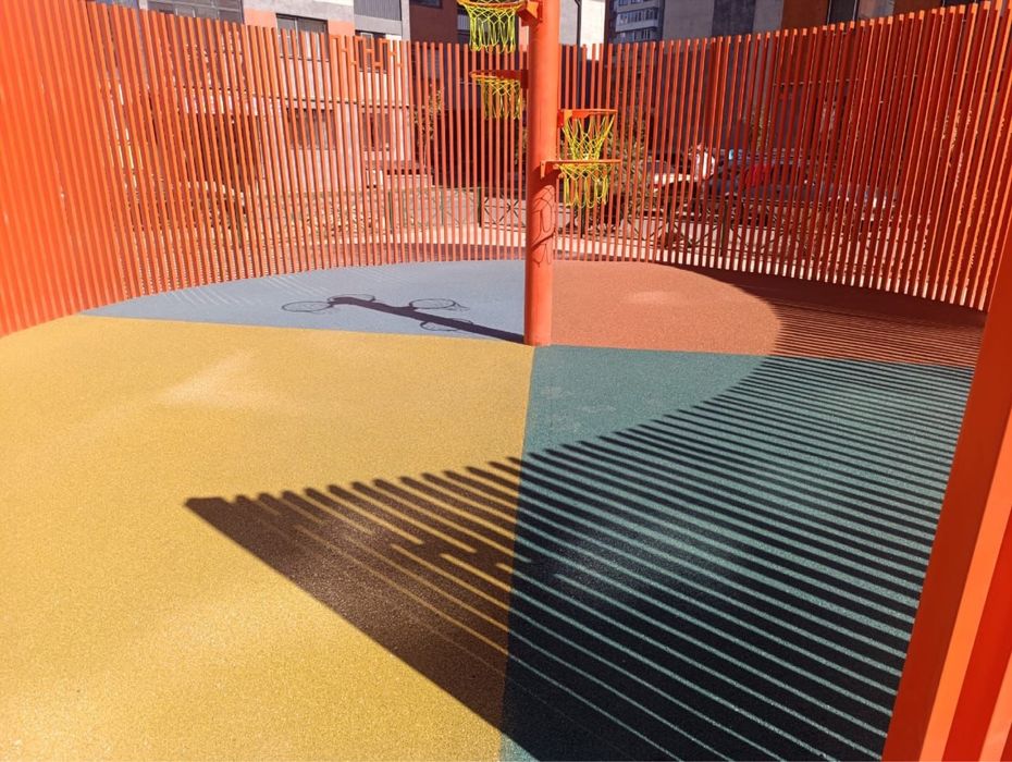 Тартановое  покрытие