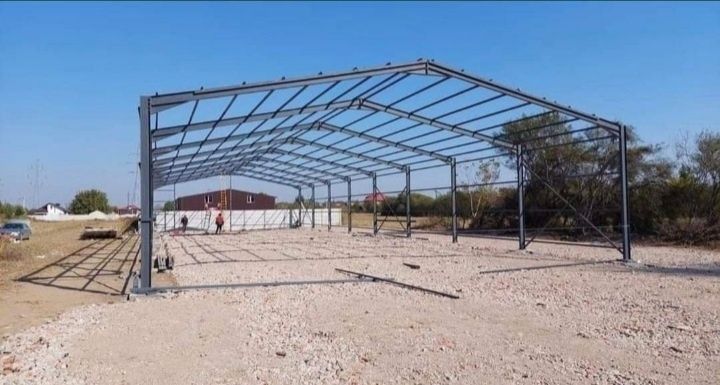 Vand structura metalica 10x30 din profile cu țeava pe acoperi la 6000e
