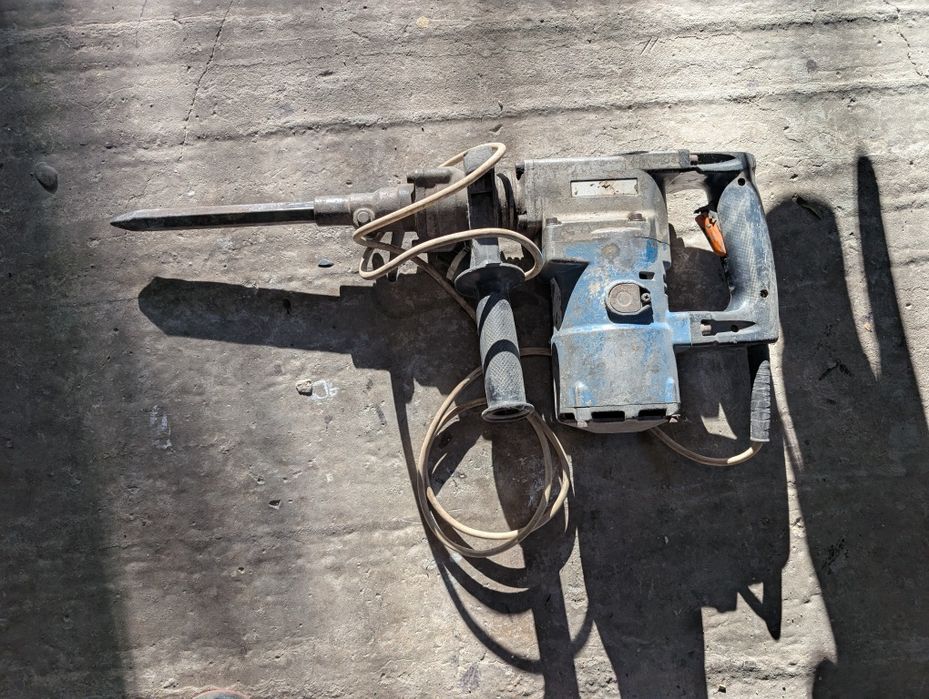 Picamer / Ciocan demolator Rioby 1000W
