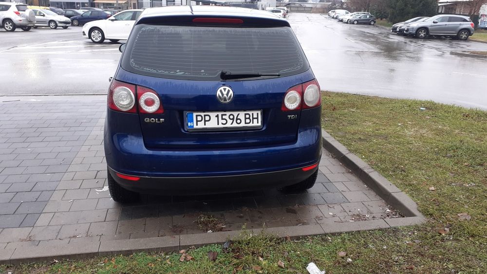 Фолсваген голф плюс