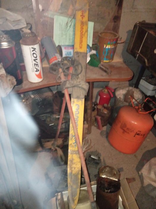 Продам лыжи СССР.Клюшки