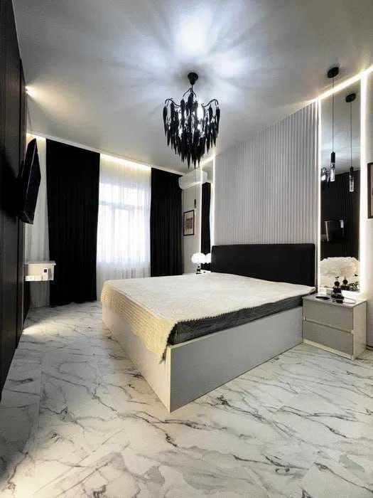 3-комнатная в Karat Stroy, центр, рядом с Ойбек и Shoh Med`