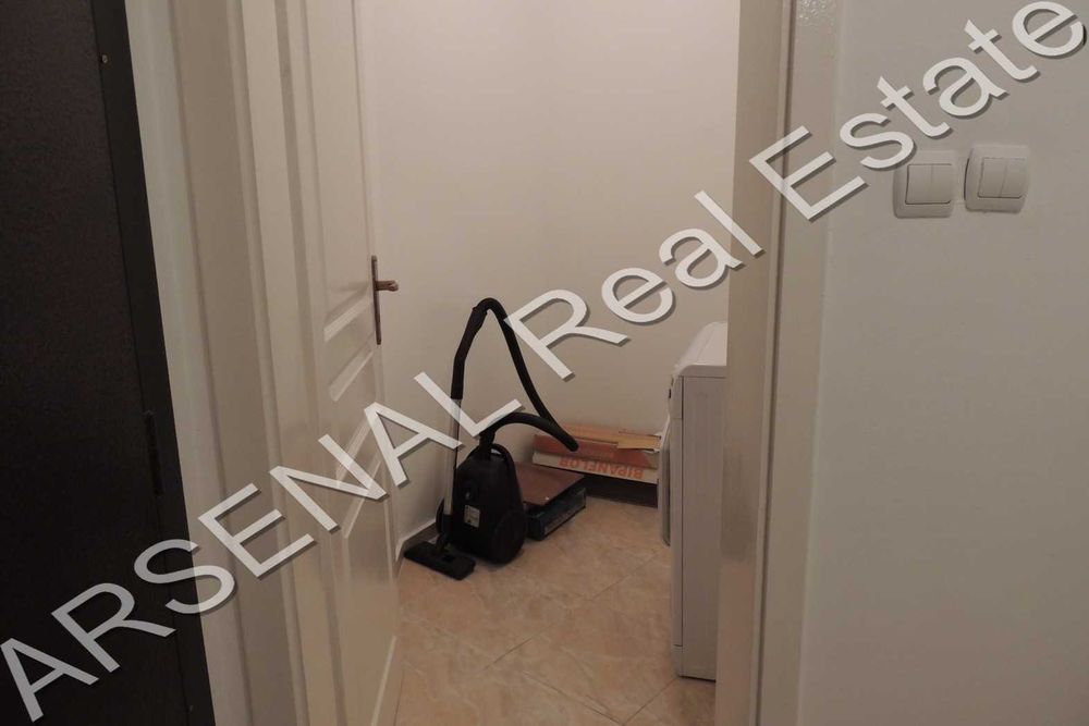 Дава се под наем Тристаен апартамент в София, Център - 105 кв.м за 750 € - Снимка #8