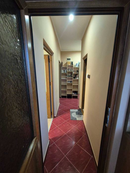 Продава се Двустаен апартамент в Разград, Център - 78 кв.м за 1896 €/кв.м - Снимка #16