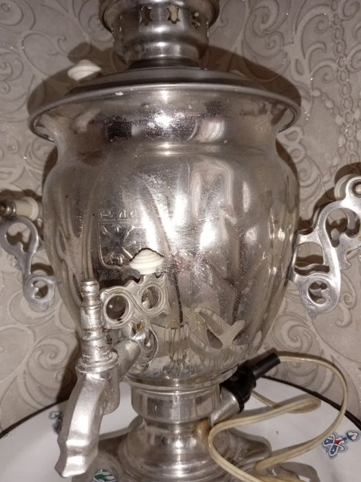 Продам самовар электрический  СССР 3 л