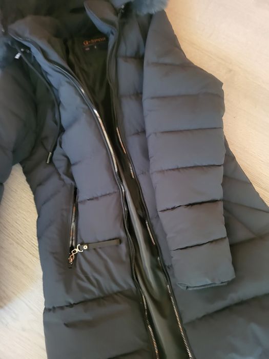 Само изпрано зимно яке тъмно зелено