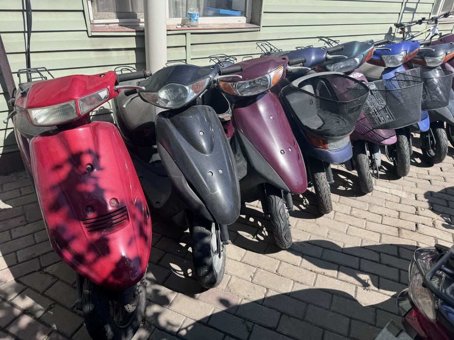 Свежепригнанные мопеды