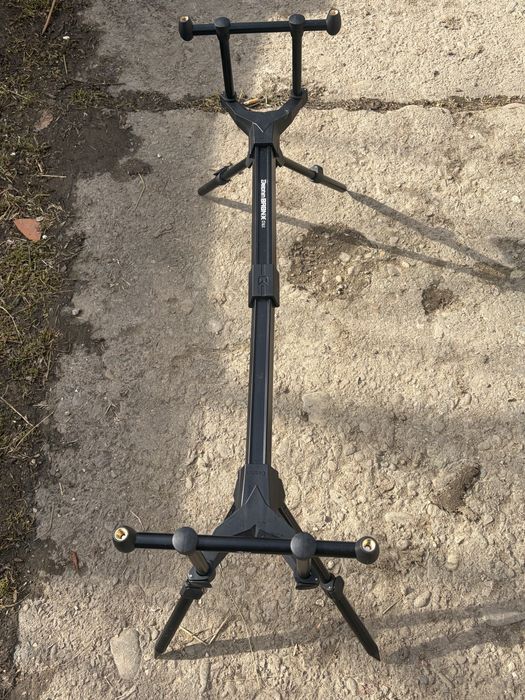 Rod pod 2 posturi Delphin Bronx 2g stalk