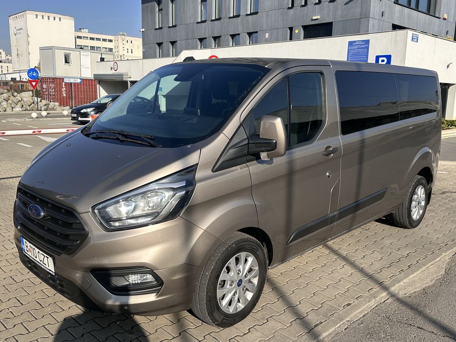 Inchiriez/ transfer minibus Ford Transit Custom 2022 8+1 locuri
