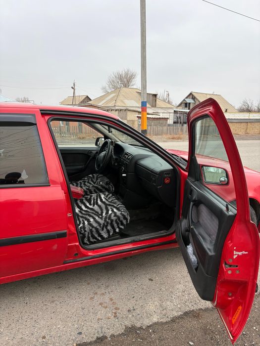 Opel продается срочно