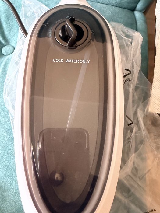 Продам новый ,пылесос для мебели ,машины