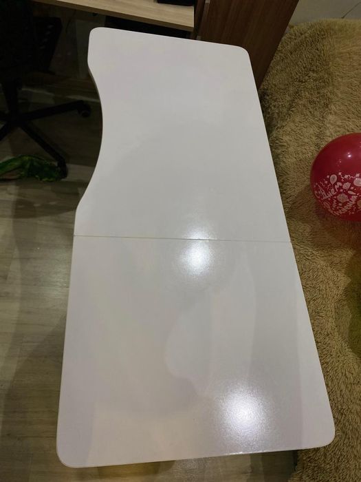 Продам стол для мастера маникюра