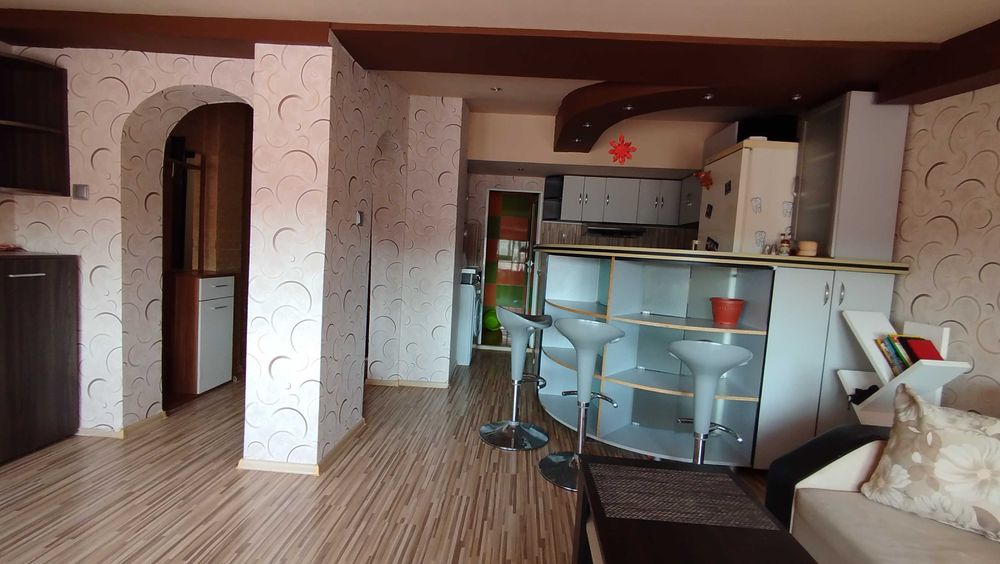 Продава се Ателие в Плевен, Широк център - 52 кв.м за 1097 €/кв.м - Снимка #5