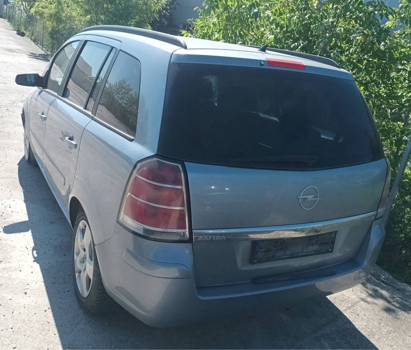Dezmembrez Opel Zafia B 1.9 diesel