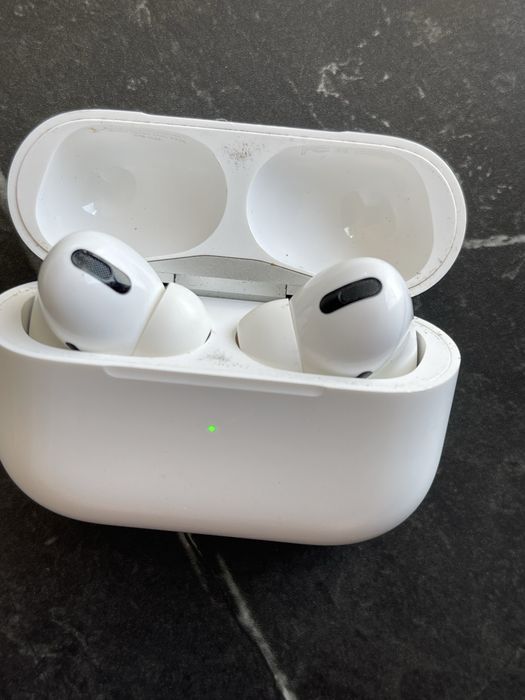 Продам air pods air pods