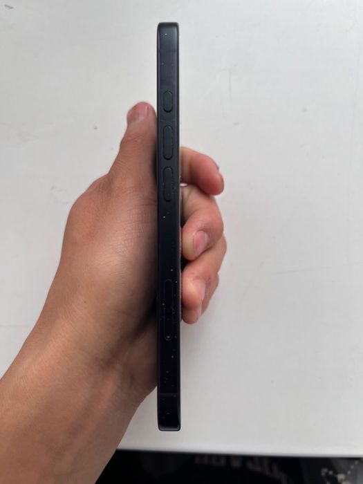 Iphone 16 (black) 128gb